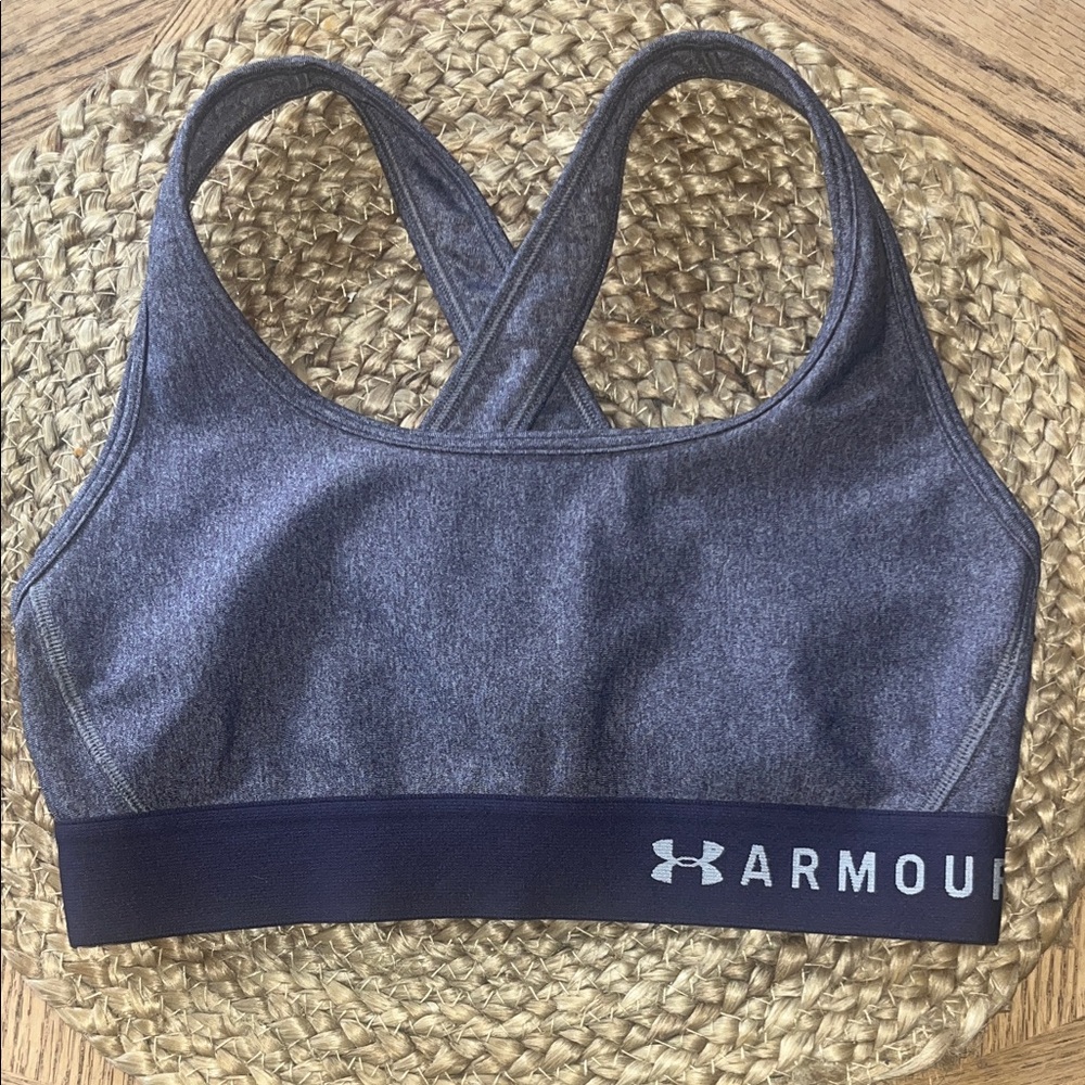 Under Armour Women's Purple Sports Bra size Small
